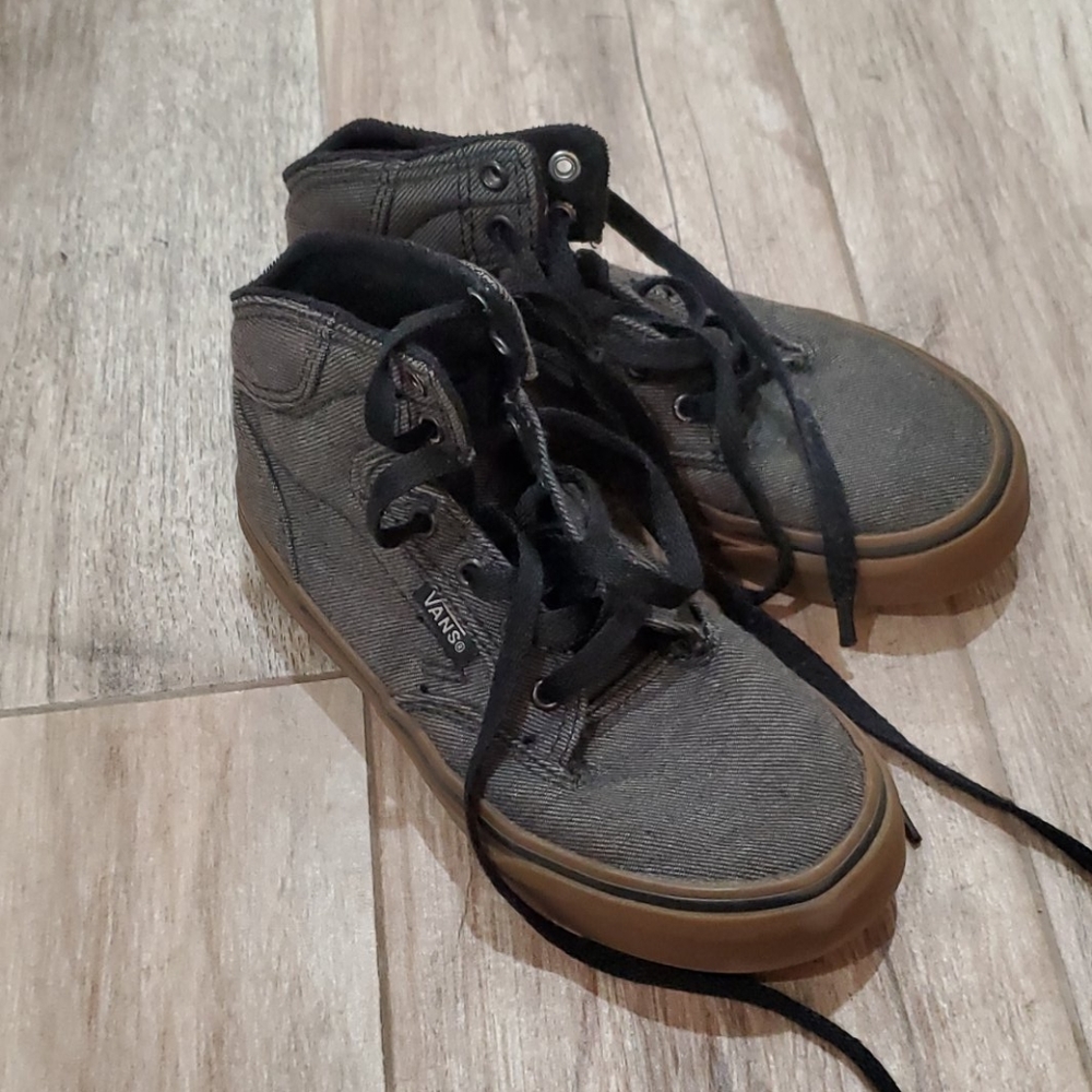 Boys vans